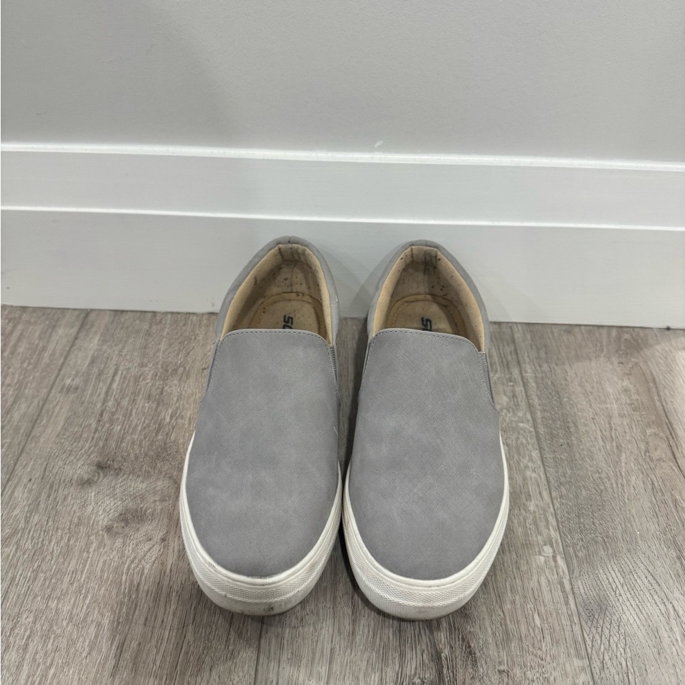 Slip-On Casual Sneakers in Gray - women’s